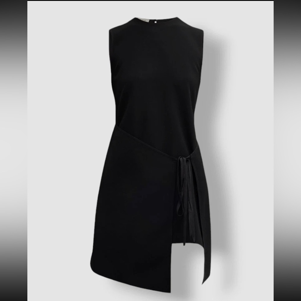 Lafayette 148 New York Black
Finese Crepe Tie-Front Tunic